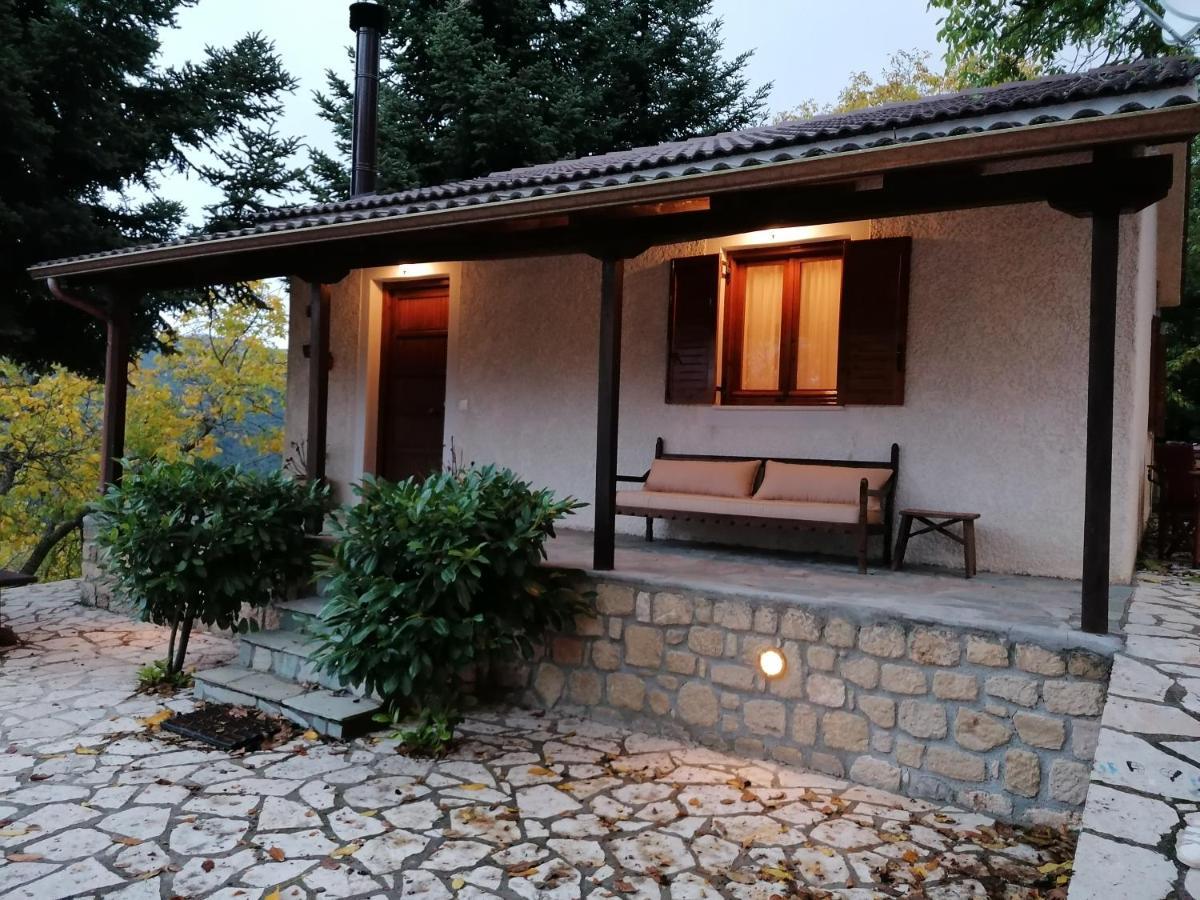 Ξενώνας Το Πατρικό Karya Exterior photo